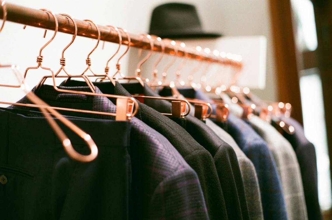 Difference Between Regular and Professional Dry Cleaning 2 Difference Between Regular and Professional Dry Cleaning