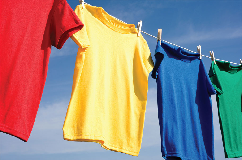 How to Keep Clothes Looking New After Every Wash 2 How to Keep Clothes Looking New After Every Wash