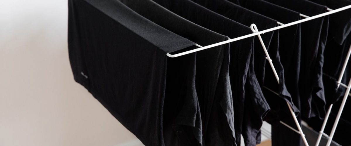 tips keep black clothes from fading 2146157 10 9fcfde410ef6420ea19aff4e2fd196f1