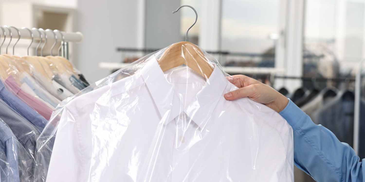 Why White Clothes Should Be Dry Cleaned